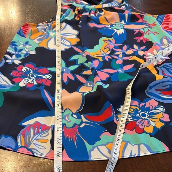 NWT Halogen | Navy Blue Pop Floral Print Tie Neck Flowy Blouse | Size Medium - Picture 11 of 11